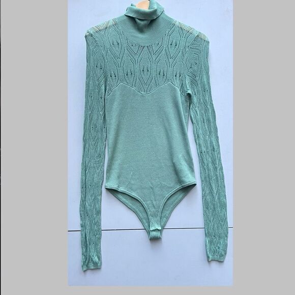 FREE PEOPLE PRETTY IN POINTELLE KNIT RIBBED TURTLENECK SWEATER BODYSUIT Large - Picture 1 of 6